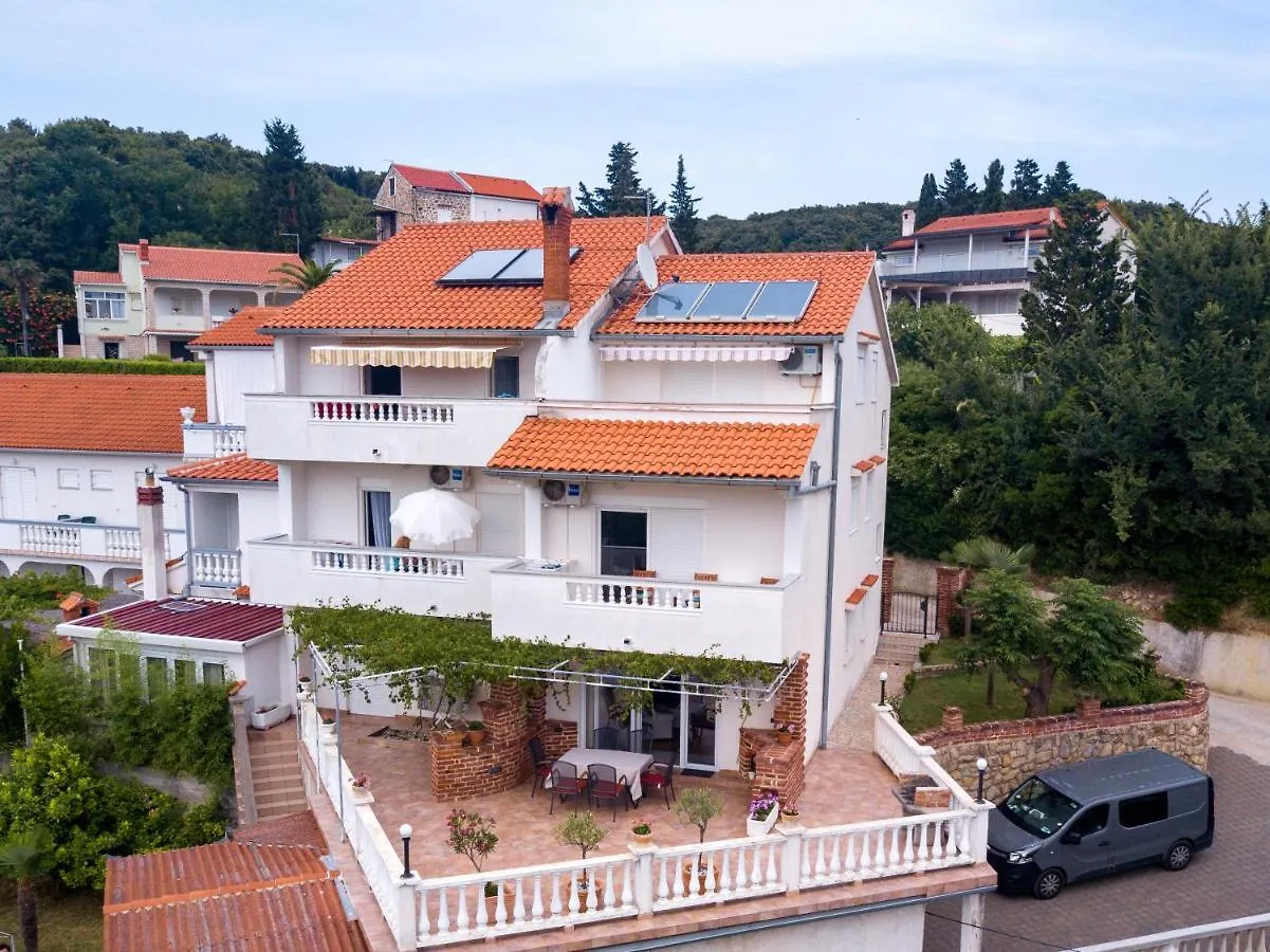 Apartments Bajcic Kampor